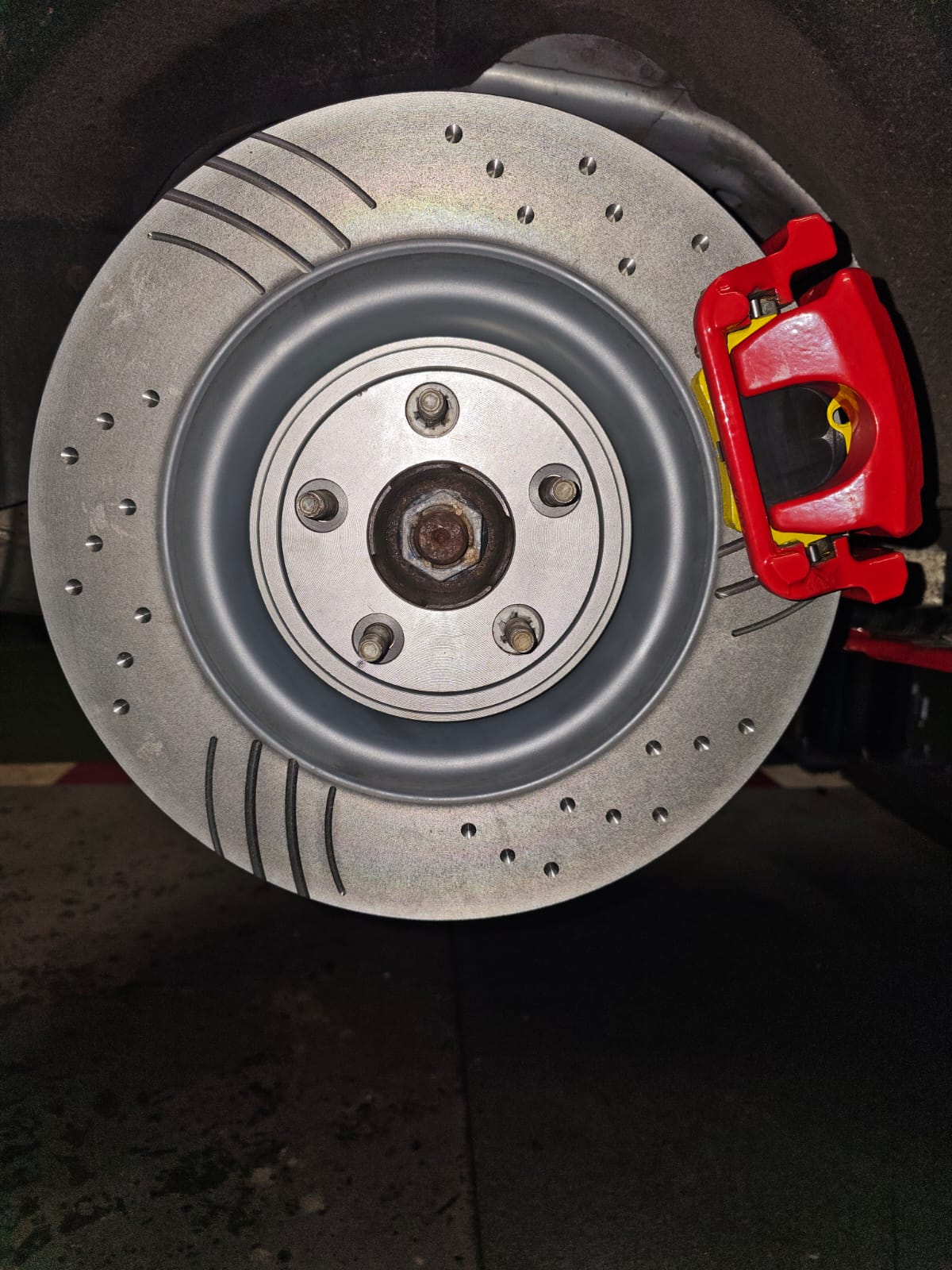 Wraptor uprated performance discs and pads brake kit