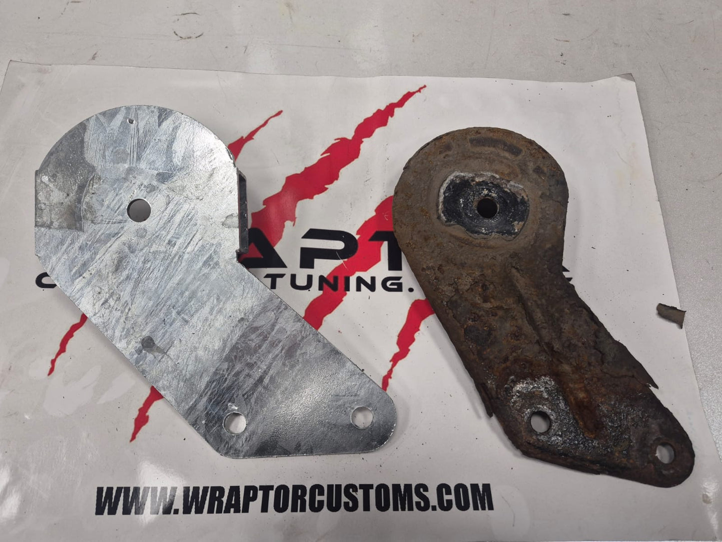 Crossbeam brace mounting brackets for Jaguar XF x250 saloon only (2007-2015 shape)