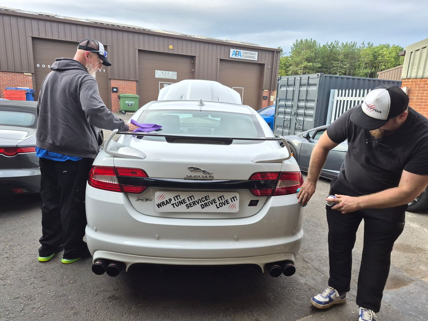XF RS style big wing spoiler